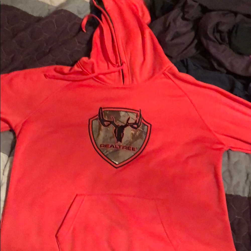 REALTREE camo shield hot pink hoodie. NWOT
